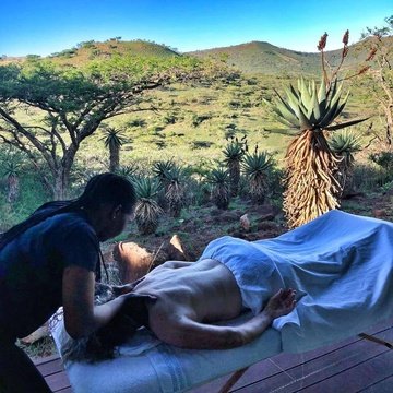 Romantic getaways and honeymoons in South Africa's best safari lodges