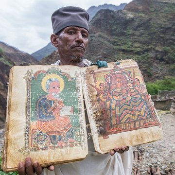 Gunda Gunde Monastery, Monk with old pergament book