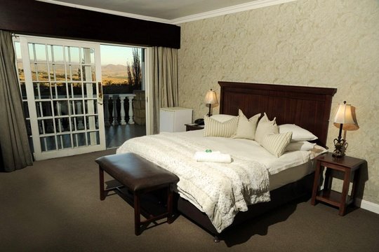 luxury accommodation in a hotel in clarens