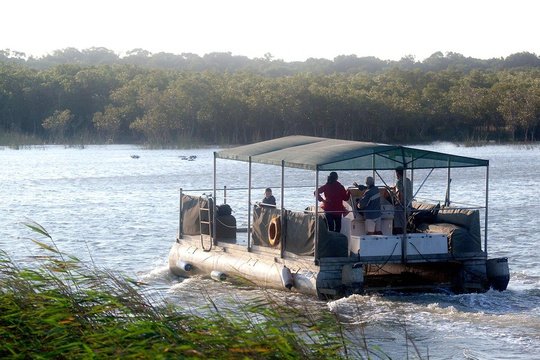 Boat Bush and Beach Safaris with Makakatana