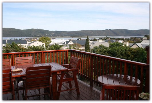 KNYSNA ACCOMMODATION: LARGE GUESTHOUSE / BED AND BREAKFAST, B&B KNYSNA, GARDEN ROUTE, SOUTH AFRICA
