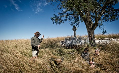 cultural tour cemetery walk at three tree hill safari and game lodge near van reenenspas, spioenkop in kwazulu-natal