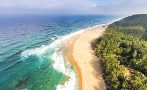 Romantic getaway mozambique and south africa Beaches around Makakatana Bay Lodge for Families visiting KZN, South Africa.
