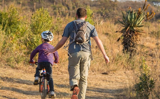 Mountain Biking an activity to enjoy whilst on a family safari holiday at Fugitives Drift Lodge & Guest House, KZN, South Africa