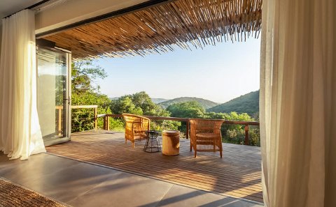 Romantic getaways and honeymoons in South Africa's best safari lodges