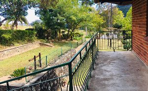 Pungwe Family Apartment
