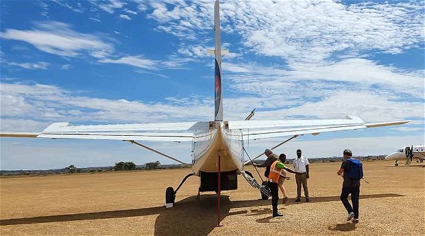 Safari charter flight