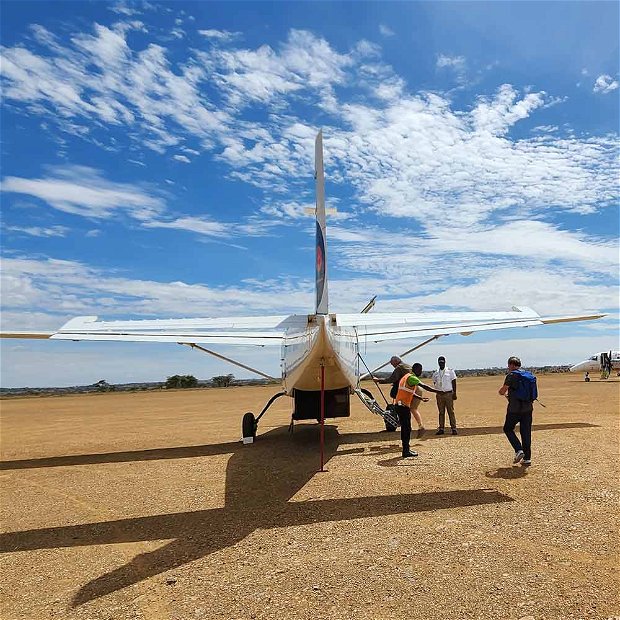 Safari charter flight