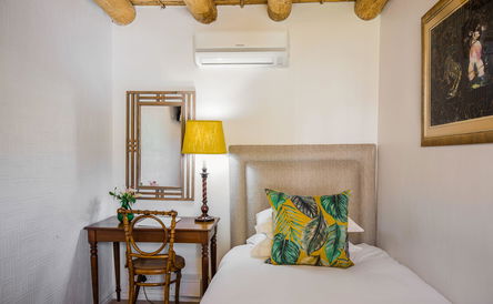 Strictly Single Room