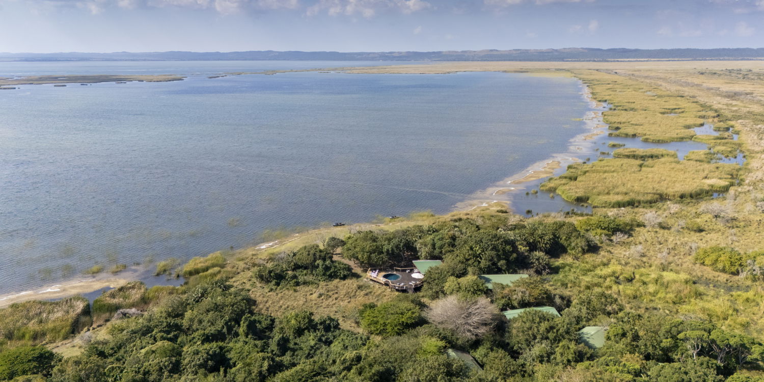 Makakatana Bay Lodge situated on the banks of Lake St Lucia