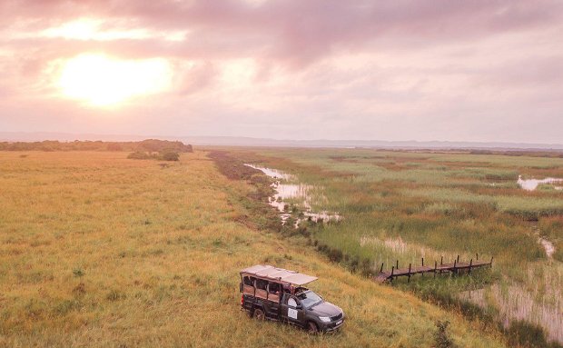 Makakatana Wetland Safari drive - romantic sundowner Makakatana Wetland Safari drive - romantic sundowner