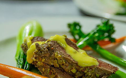 Dine at Motswari Lodge