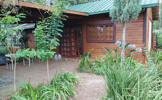 Loerie Chalet
