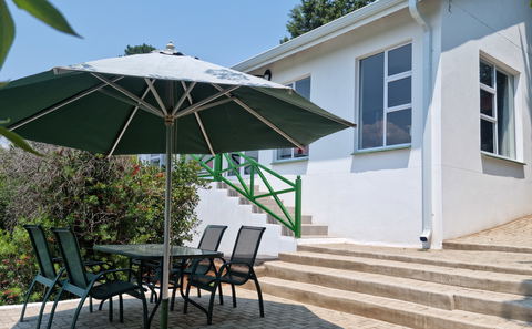 The cottage enjoys it's own patio in a garden setting with stunning mountain views