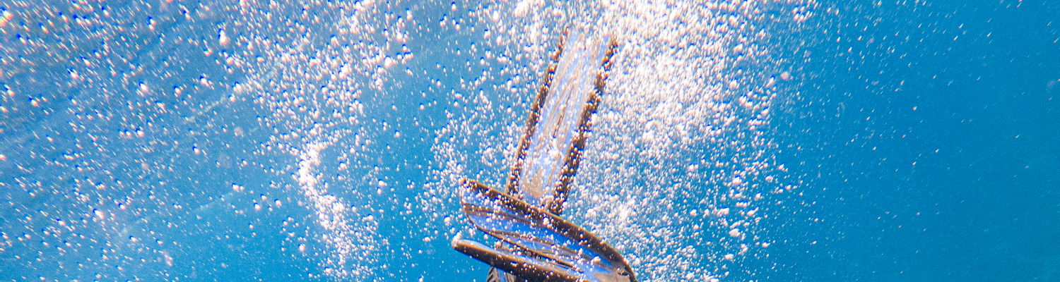 diver doing his PADI Scuba diving course