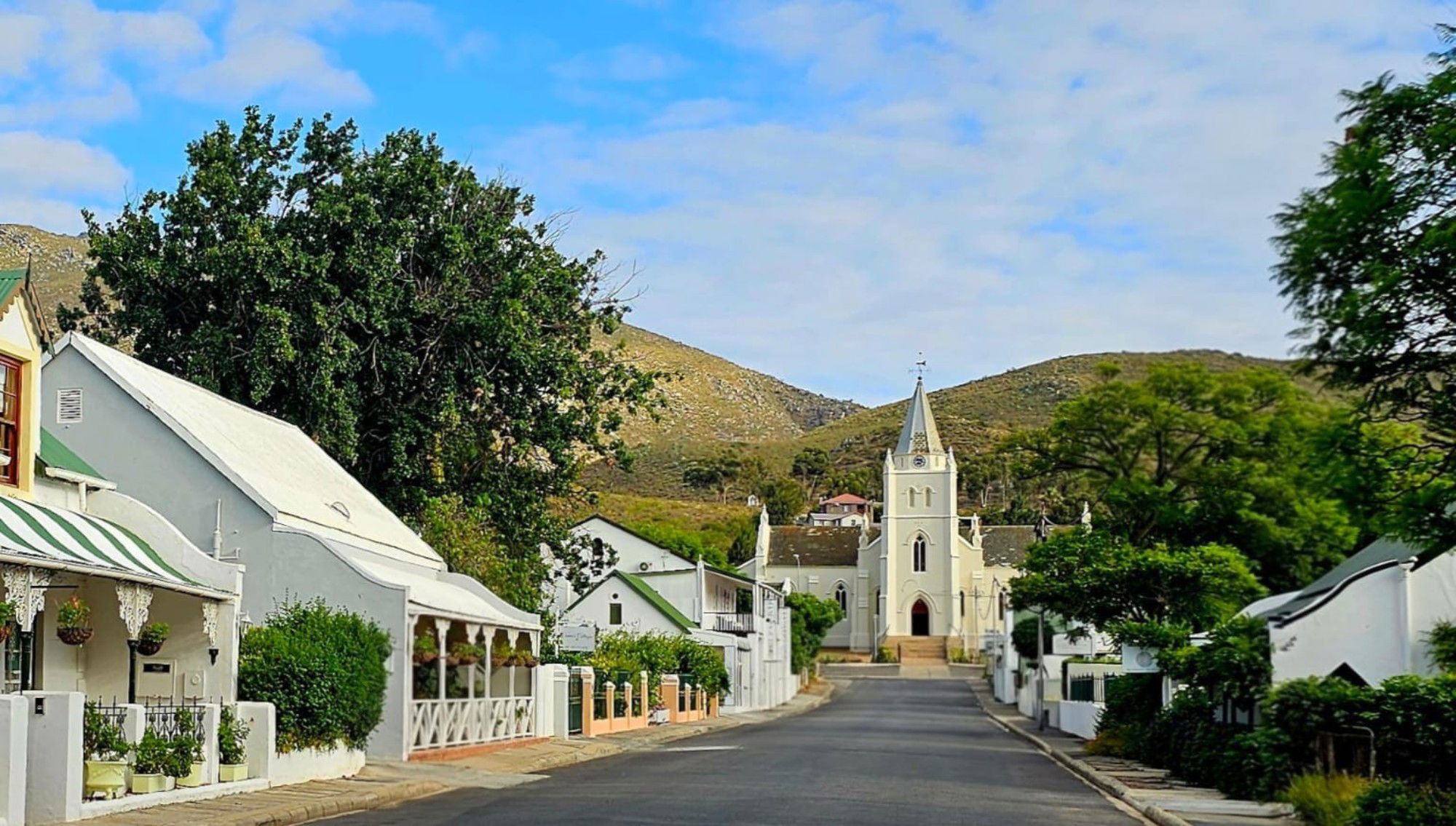 Montagu Church Street architecture