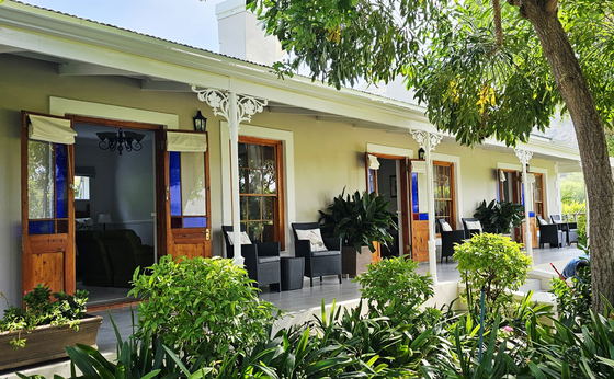 Standard Garden Rooms | Simple Elegance & Timeless Comfort
