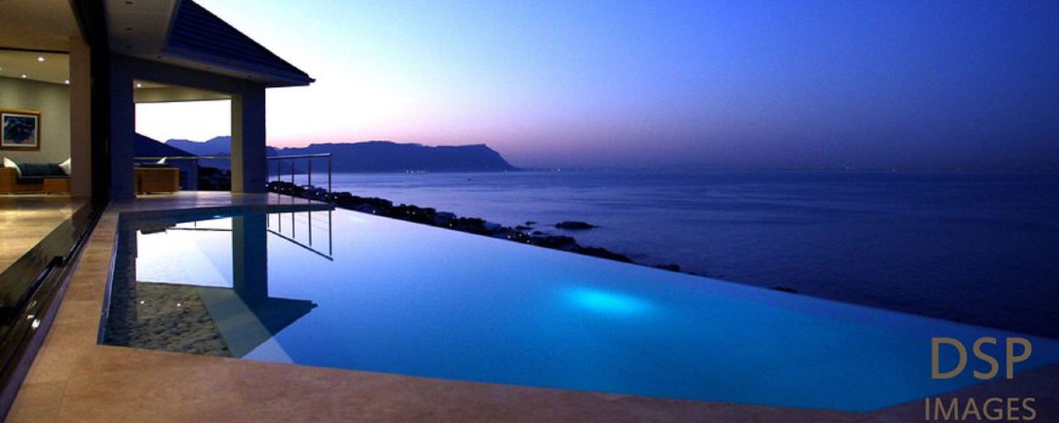 Aqua Terra Guesthouse - Infinity Flow Pool