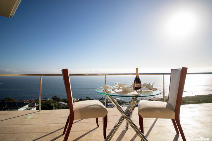 💕 Romance by the Sea - 10% Off