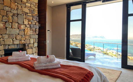 Sunrise suite overlooking False Bay at Aqua Terra Boutique Guesthouse in Simon's Town