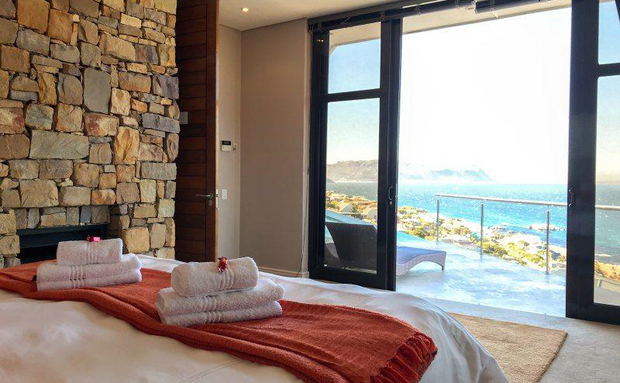 Sunrise suite overlooking False Bay at Aqua Terra Boutique Guesthouse in Simon's Town Sunrise suite overlooking False Bay at Aqua Terra Boutique Guesthouse in Simon's Town
