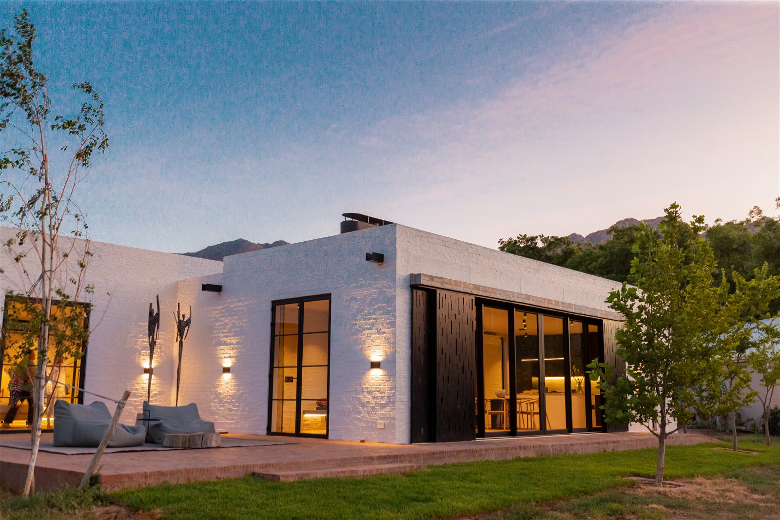 Experience a curated retreat for two. Luxury self-catering accommodation in the heart of Montagu, Western Cape