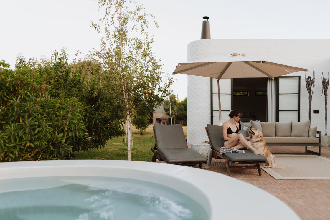 Escape to Montagu for less. View our exclusive long-stay deals and romantic getaway packages.