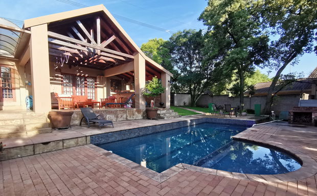 Airbnb 3bed house in Sandton Airbnb 3bed house in Sandton
