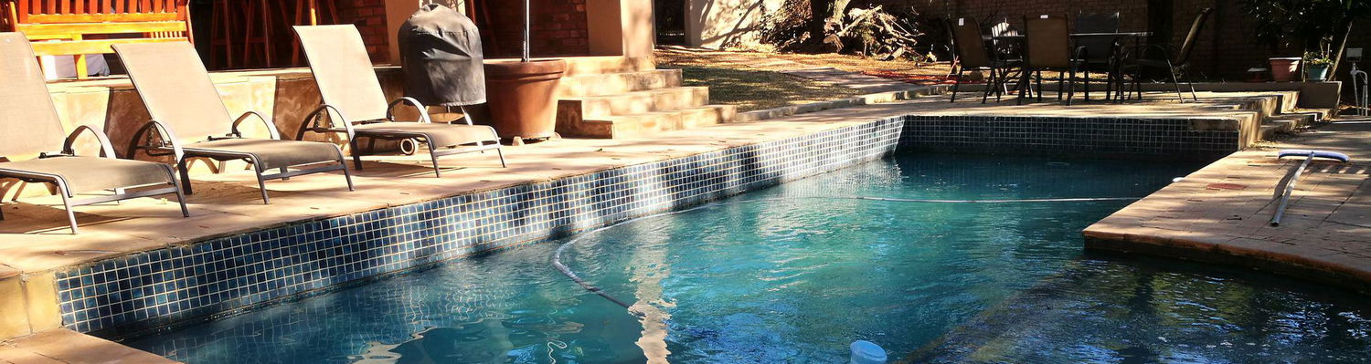 B&B with Swimming Pool Sandton