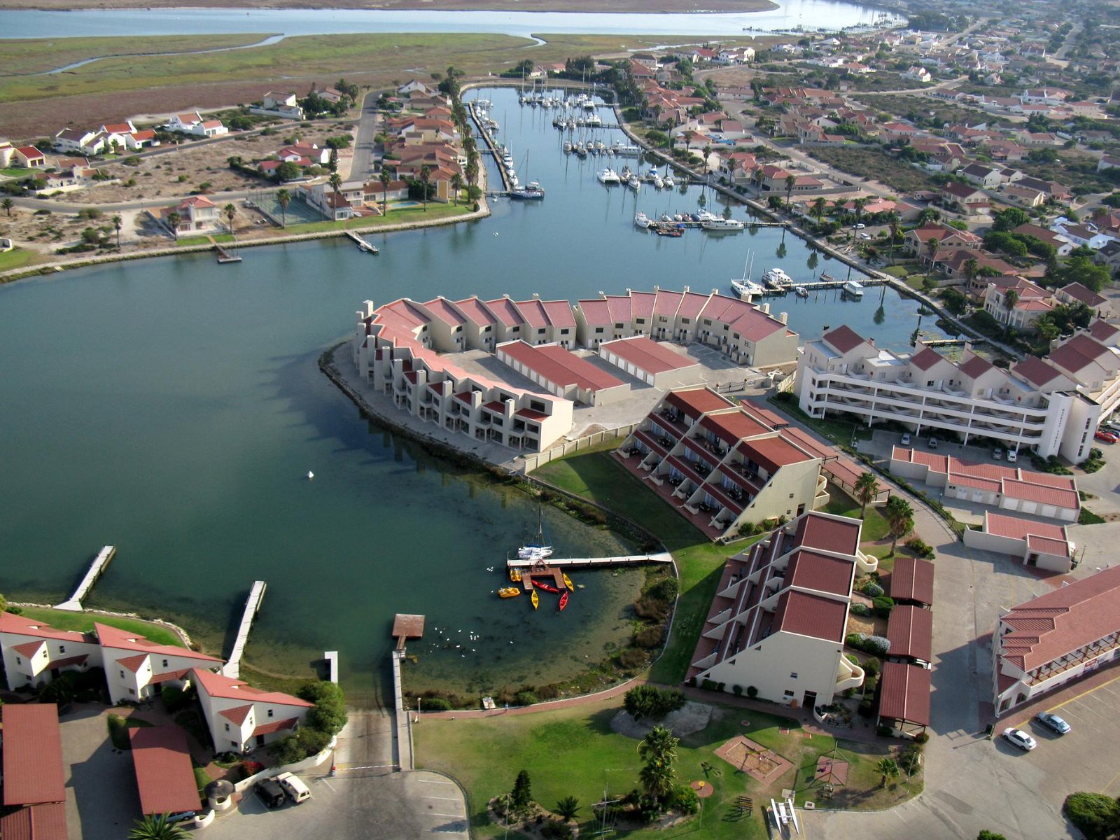 Moonlight holiday apartment rental Port Owen