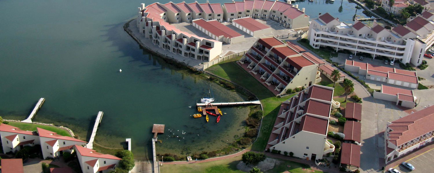 Moonlight holiday apartment rental Port Owen