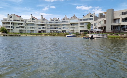 Harbour Lights, Port Owen