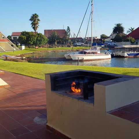Moonlight holiday apartment outdoor braai