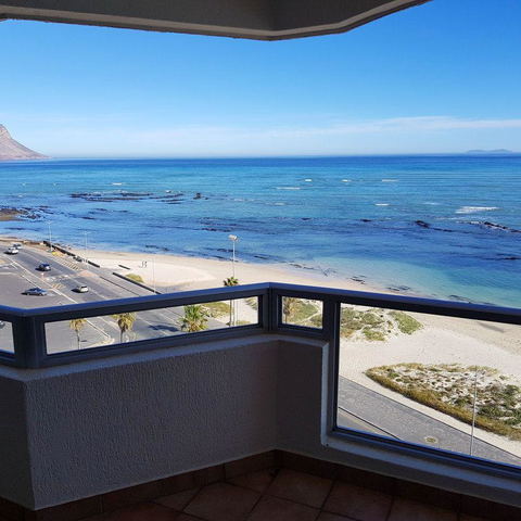 Strand Beachfront