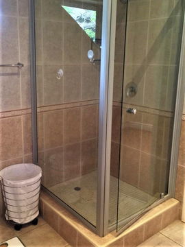 A10 - Shower