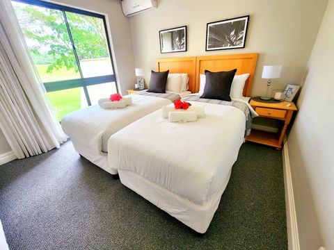 G29 - 2nd Room single beds