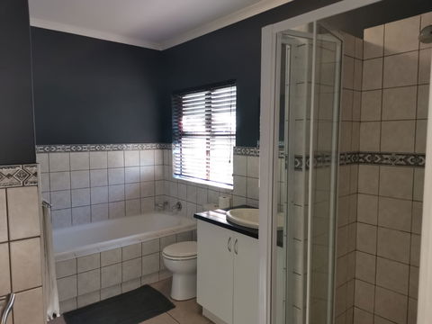 T2 - Bathroom