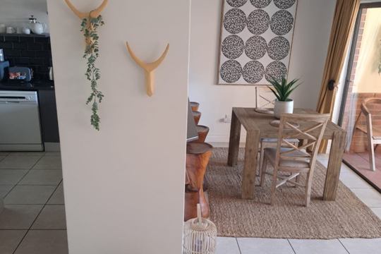 T2 - Dining Room