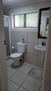 T4 - Bathroom