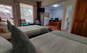 Unit 4 - Standard Twin Self Catering