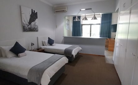 Unit 5 - Luxury Triple Self Catering