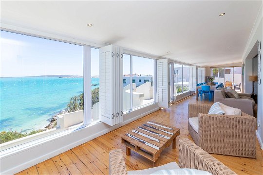 ENCLOSED PATIO WITH PANORAMIC VIEWS