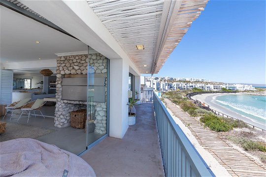 Balcony Seaview BBQ Area