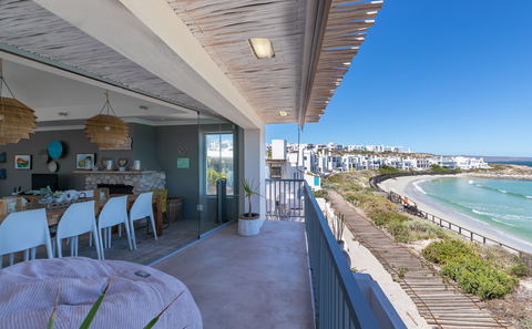 SEA FACING BEACH PROPERTY IN PARADISE BEACH LANGEBAAN