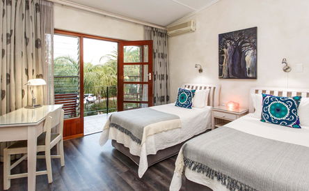 Room 4: Twin Suite (sharing bathroom with Room 3)