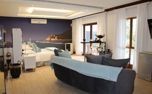 Pearl Suite (Honeymoon Suite)