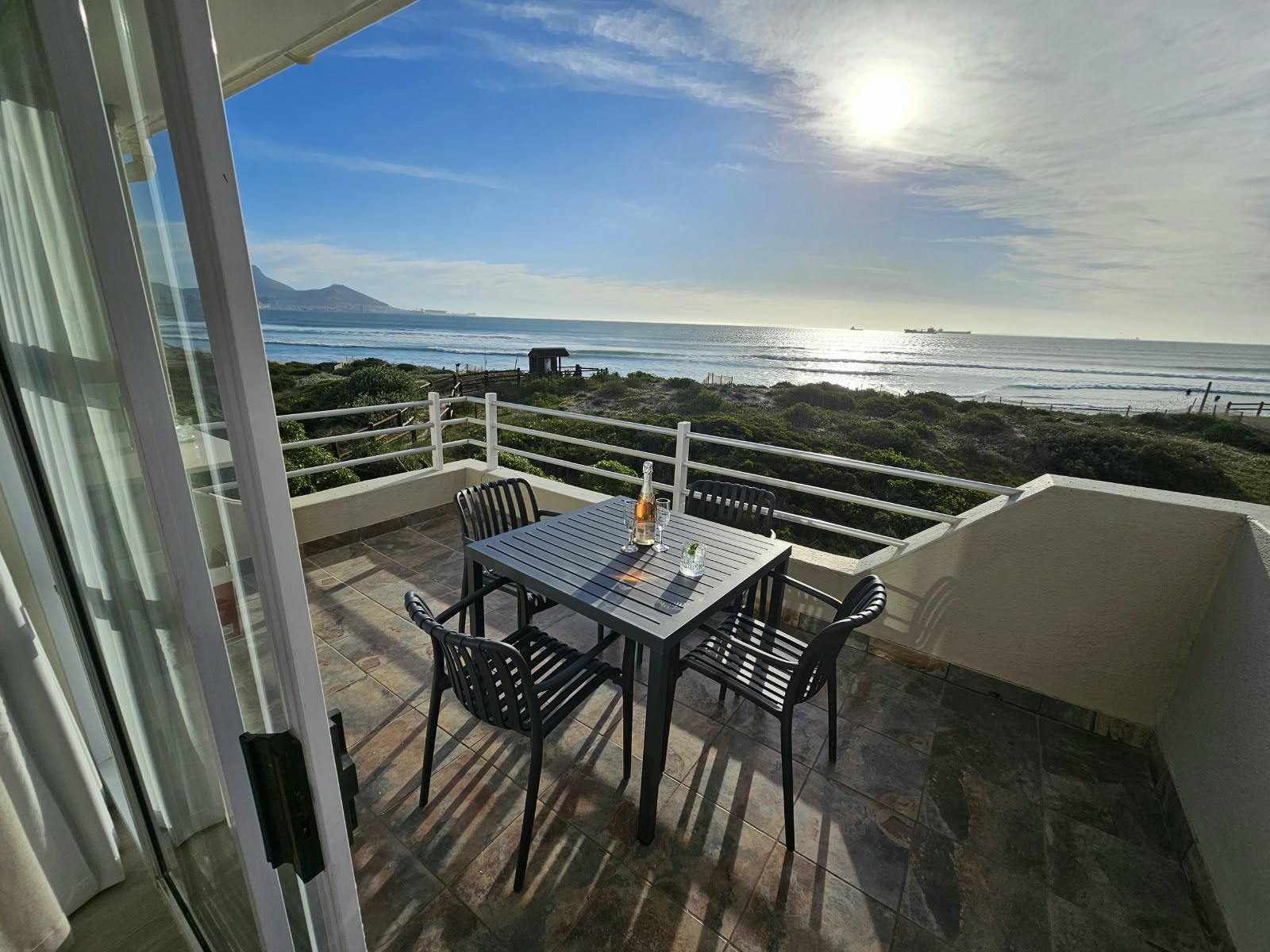 Beachfront Villa 3 Bedrooms