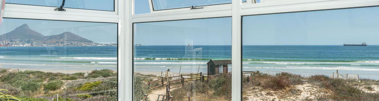 Beachfront Villa 4 Bedrooms