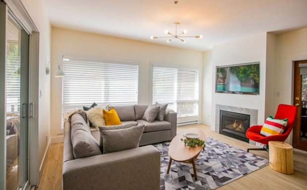 Twin Peaks Lodge Whistler, One and Two bedroom condos Twin Peaks Lodge Whistler, One and Two bedroom condos