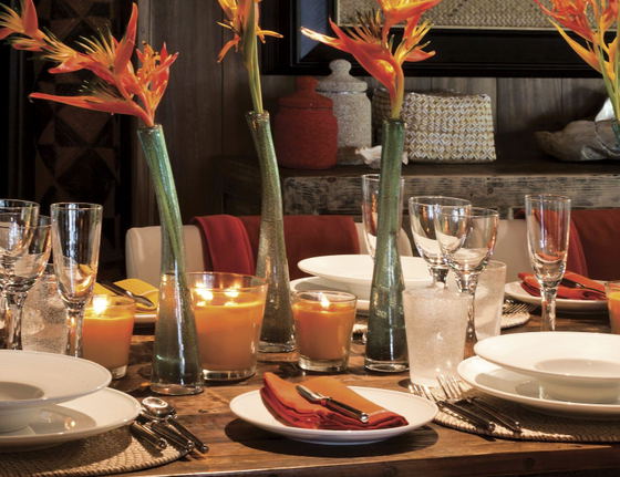 Elegant dining table with Fijian cuisine at Dolphin Island Elegant dining table with Fijian cuisine at Dolphin Island
